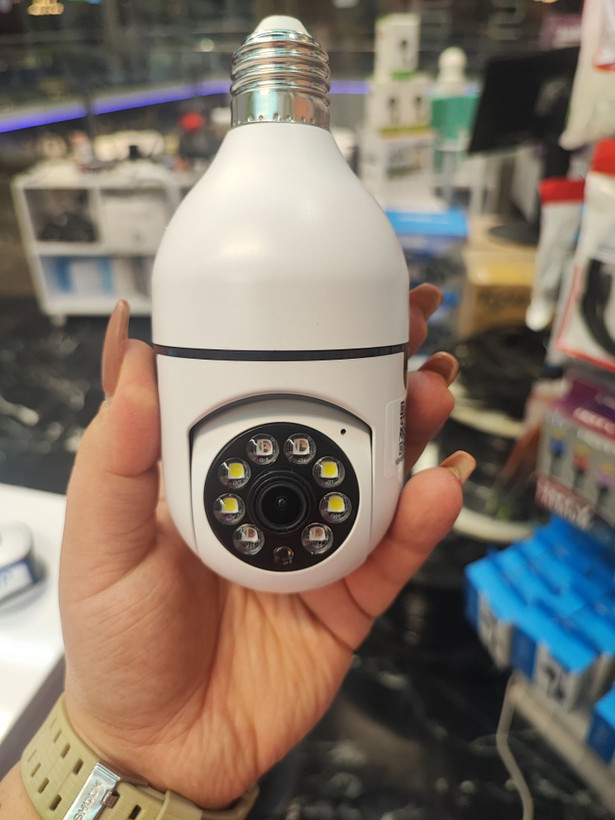 دوربین وای فای لامپی O CAM PRO مدل J2 نمای اصلی