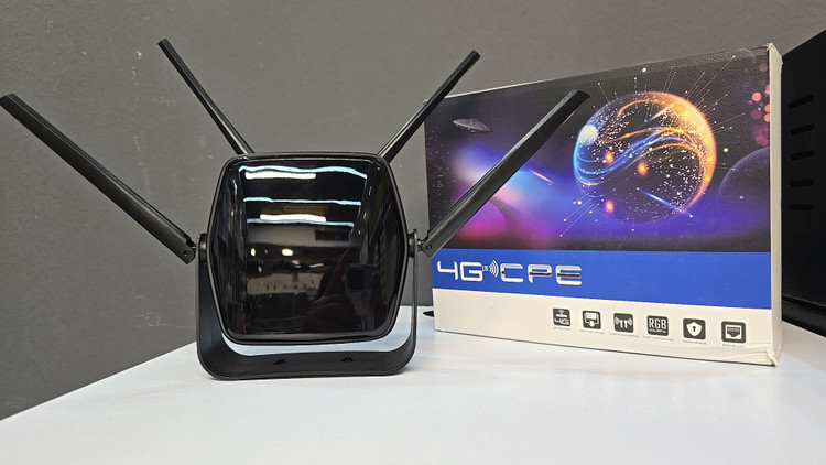 مودم روتر 4G LTE CPE مدل A100W چهار انتنه